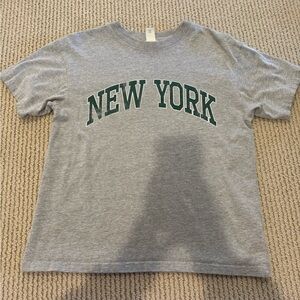 H&M- New York Print Heather Gray Graphic Tee
